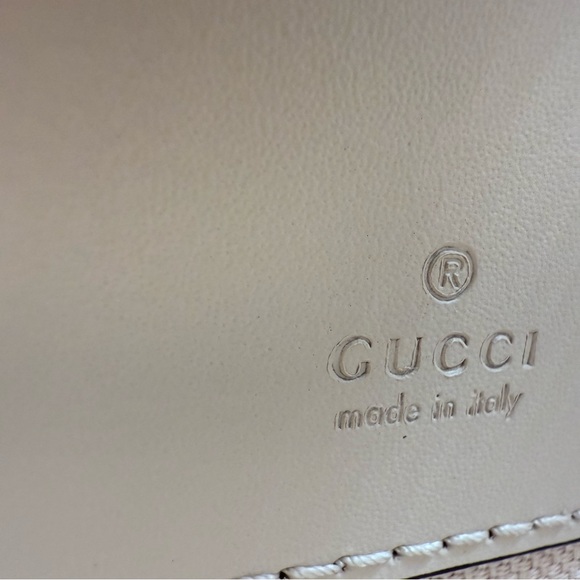 NEW Gucci Crossbody - Picture 9 of 11